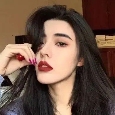 女高音们